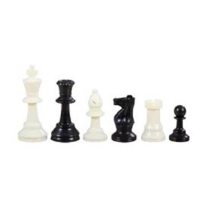 Vista frontal de piezas de ajedrez de plástico nº4 blanco y negro